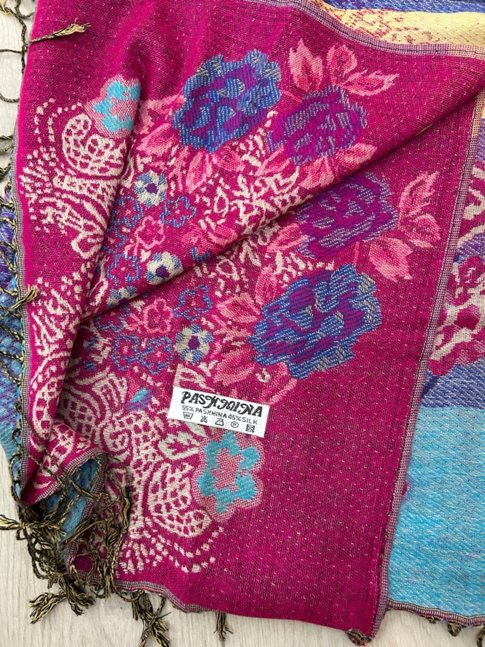 Pashmina shawl